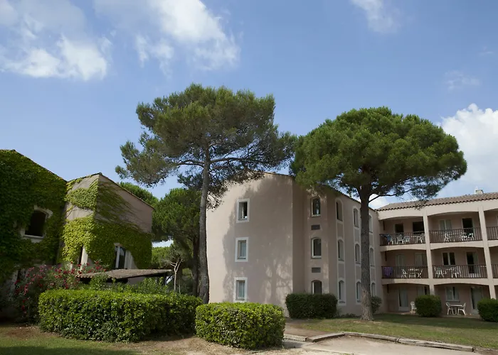 Maeva Valescure * Saint-Raphael (Var)